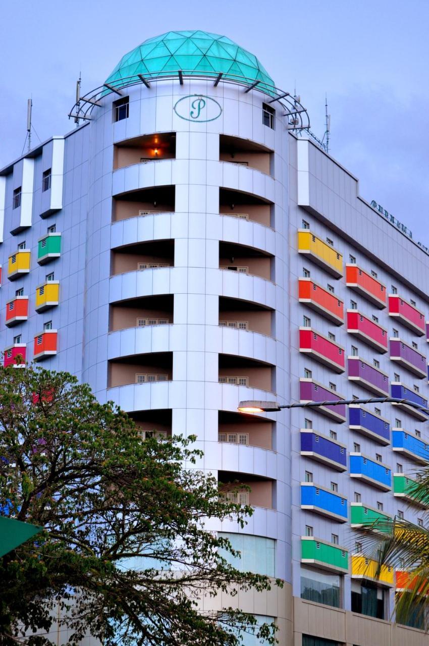 โรงแรมเปอร์นามา ลิมบัง ภายนอก รูปภาพ